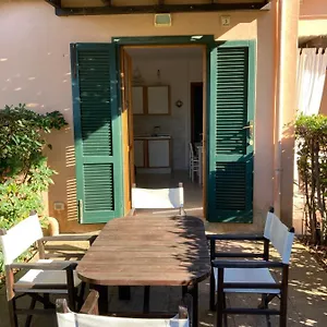 Marta's Holidays Appartamento Nisporto